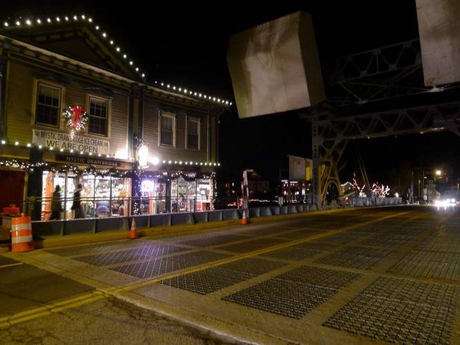 USA_2011-11-25 18-00-02